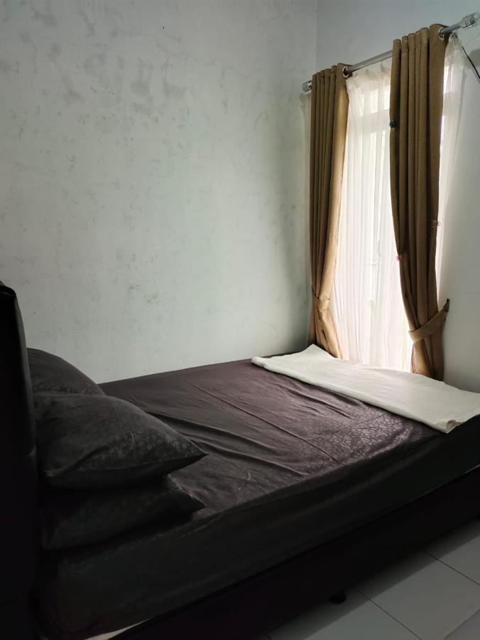 Homestay Srikandi Гарут Екстер'єр фото